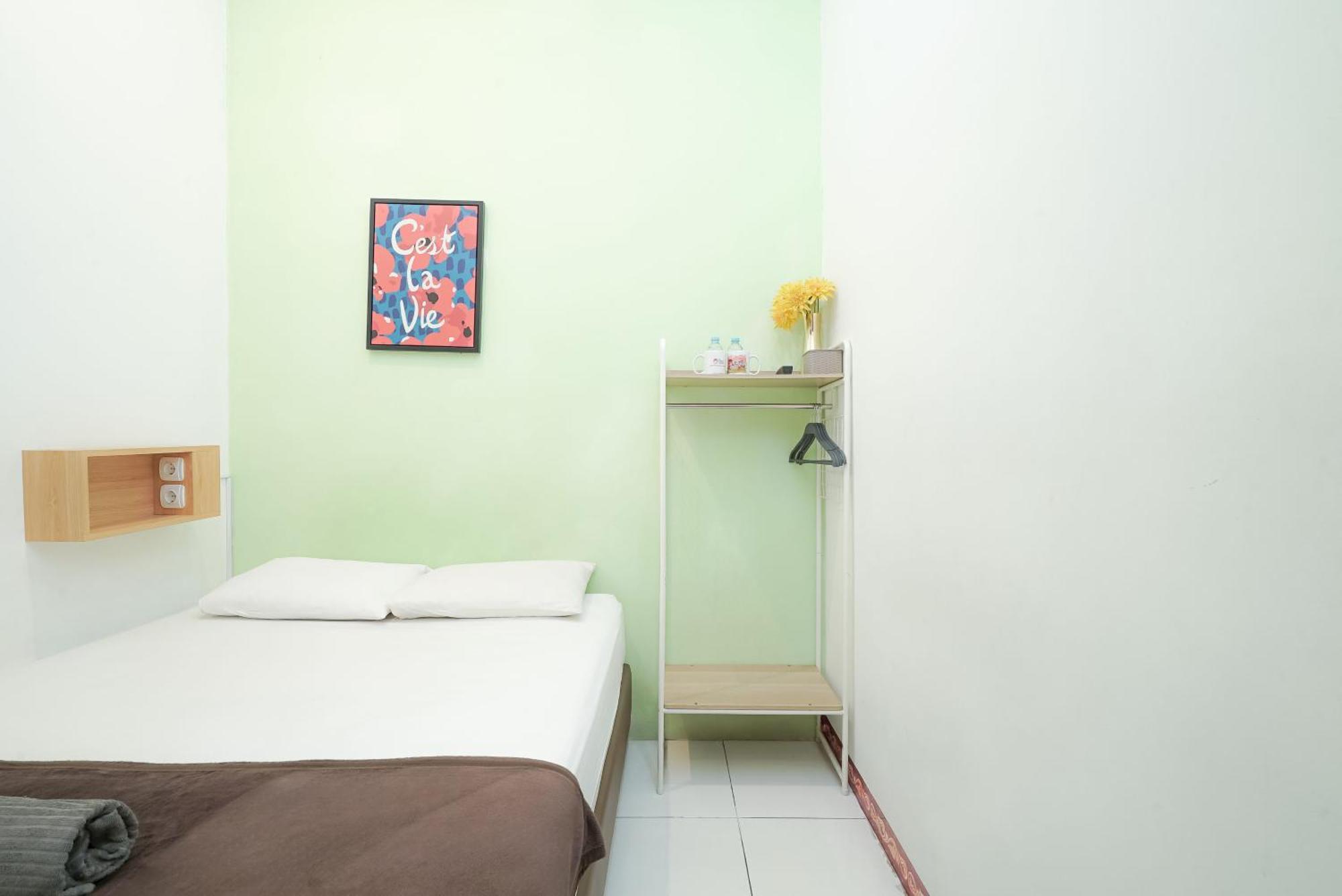 Cabin Hotel Ringroad Utara Maguwo Bagian luar foto