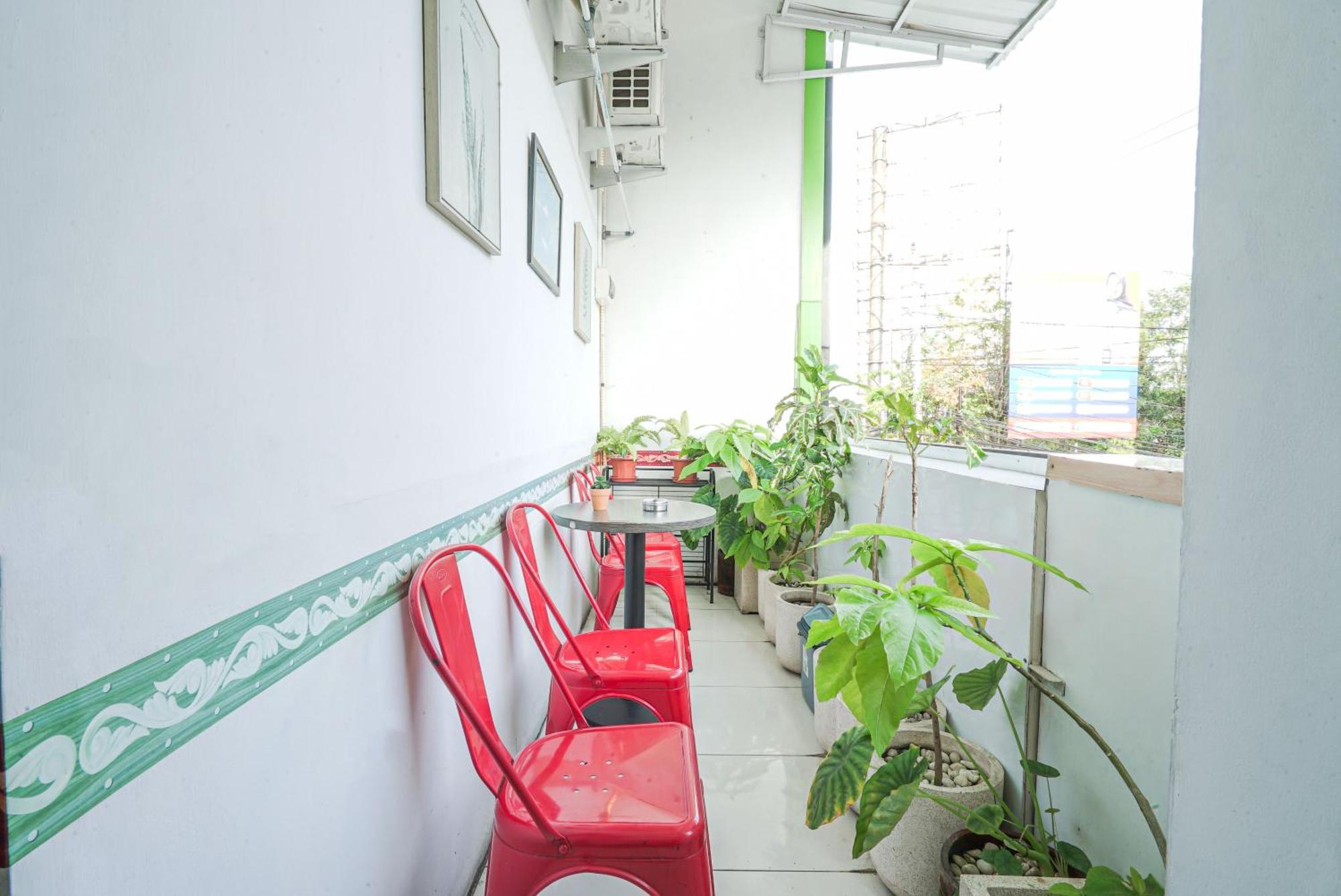Cabin Hotel Ringroad Utara Maguwo Bagian luar foto